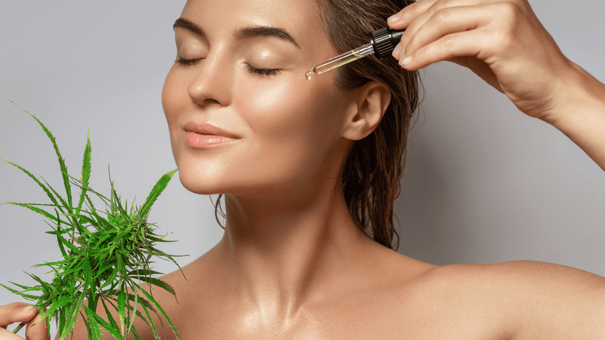 Soins au CBD : Réparez votre peau pour la rentrée !